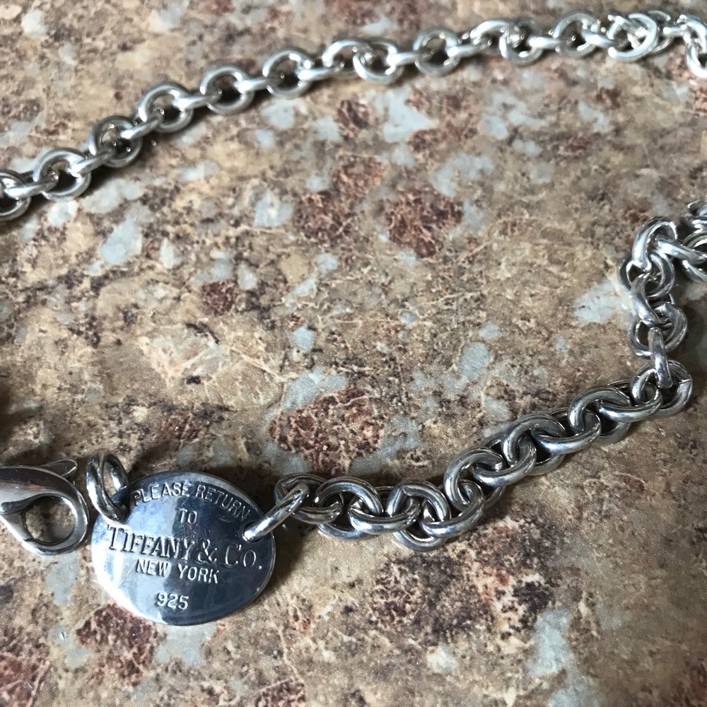 “Please Return to Tiffany’s” necklace